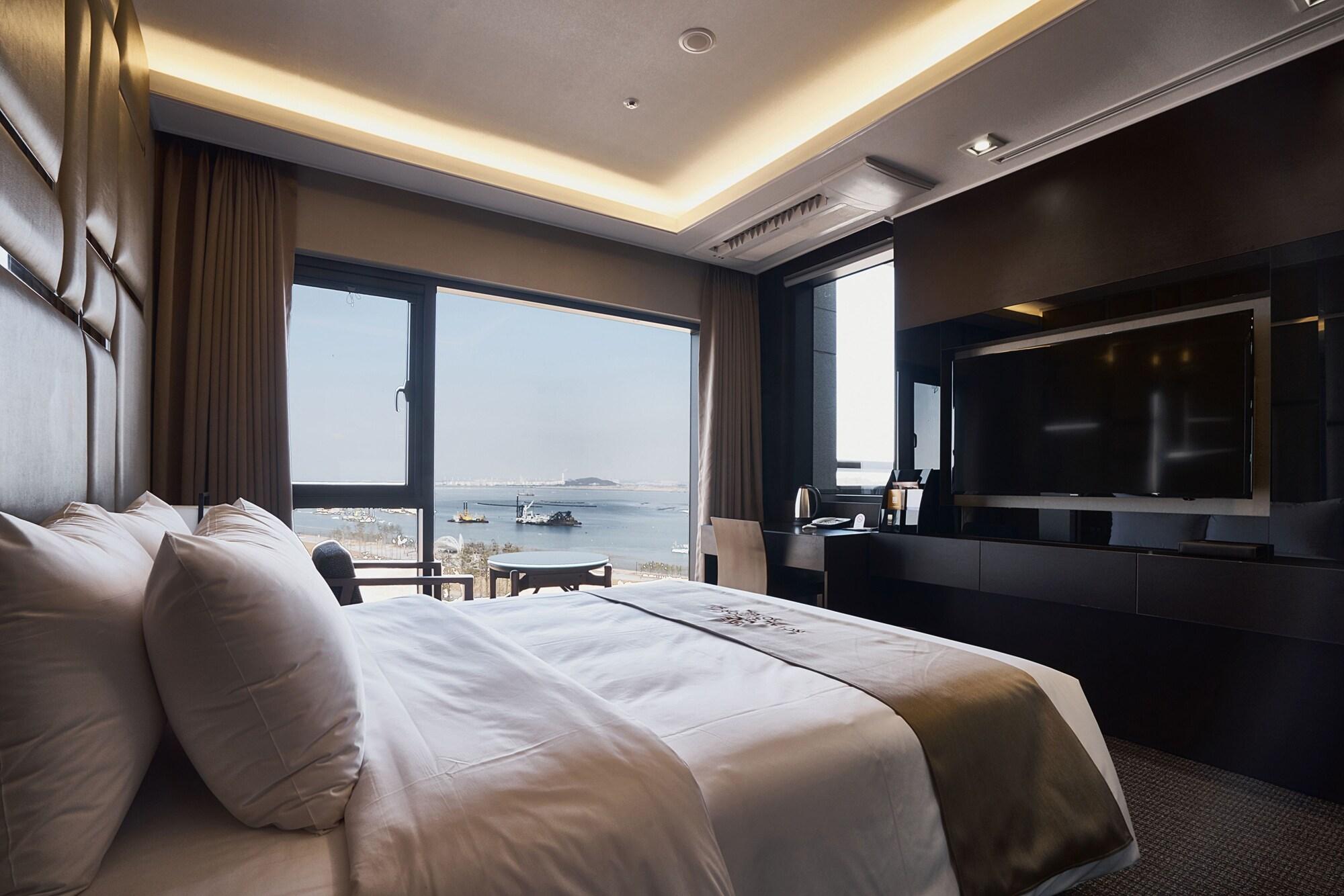 Royal Emporium Incheon Airport Hotel Exterior photo