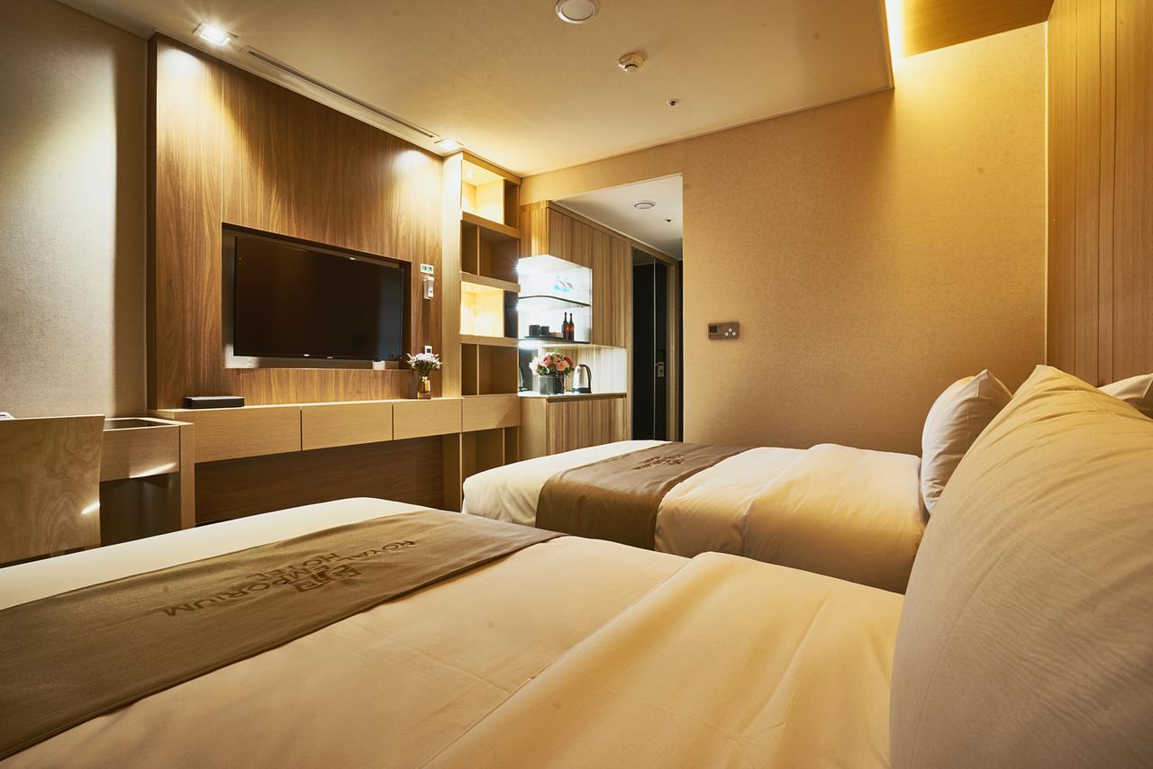 Royal Emporium Incheon Airport Hotel Exterior photo