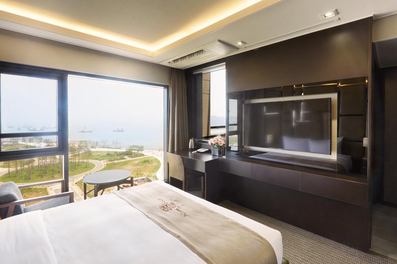 Royal Emporium Incheon Airport Hotel Exterior photo